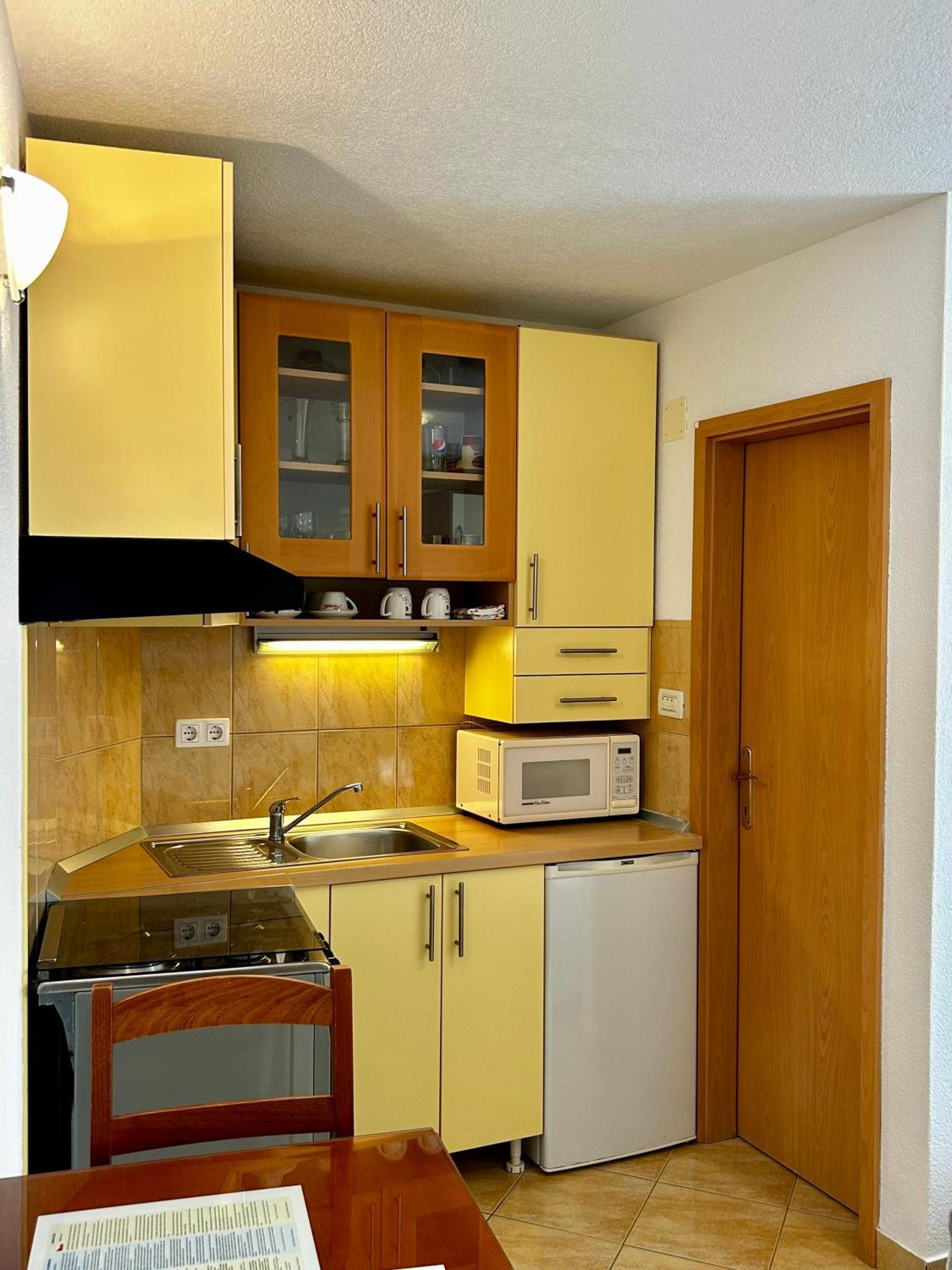 Dinka Apartment Трогир Екстериор снимка